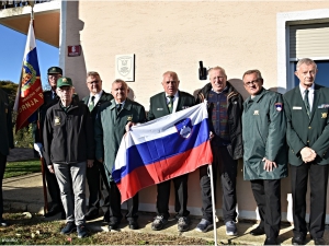 Otvoritev 21. in 22. spominske plošče hraniteljem orožja