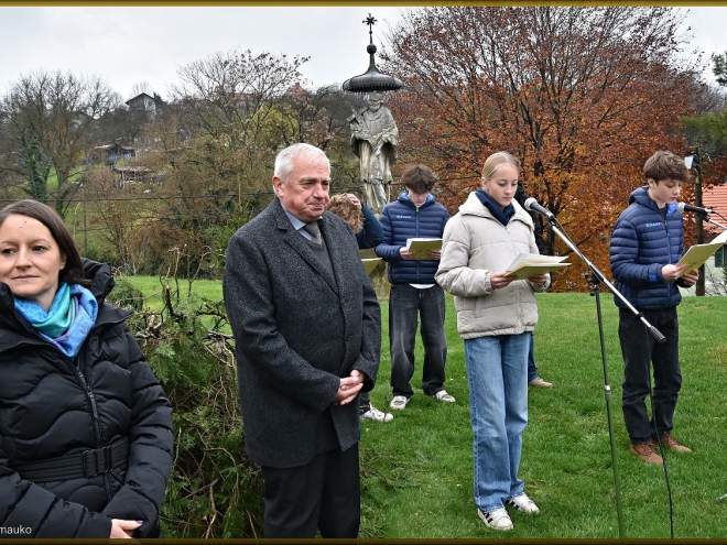 Učna ura pri svetilniku miru