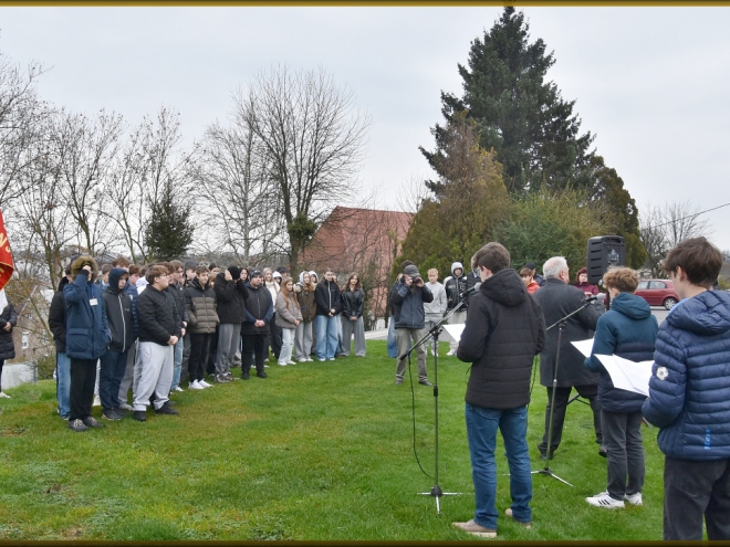 Učna ura pri svetilniku miru