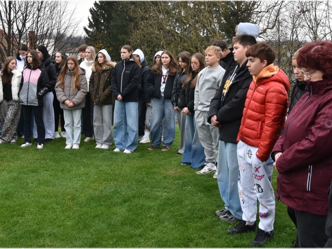 Učna ura pri svetilniku miru