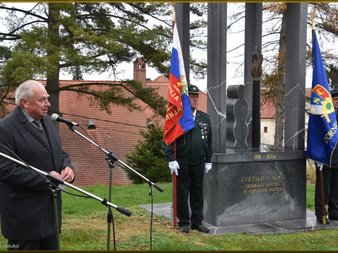 Učna ura pri svetilniku miru