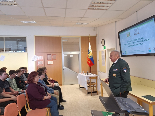 Veterani na obisku v OŠ Gornja Radgona