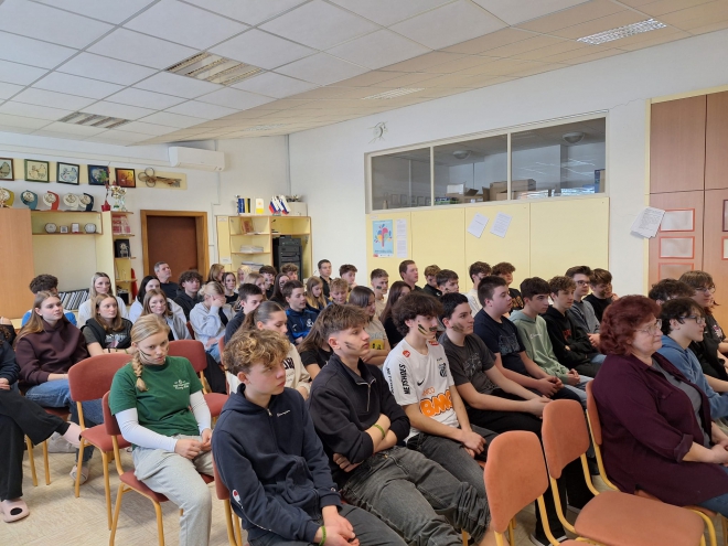 Veterani na obisku v OŠ Gornja Radgona