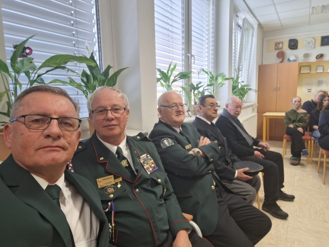 Veterani na obisku v OŠ Gornja Radgona